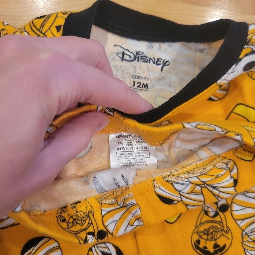 Disney Mickey and Minnie mouse unisex Halloween 2 piece pajamas size 12 months